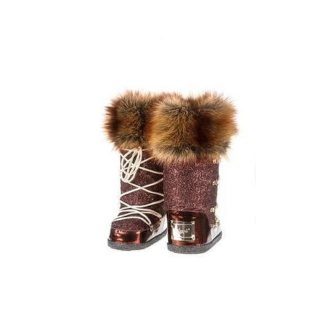 Snow boots with eco fur