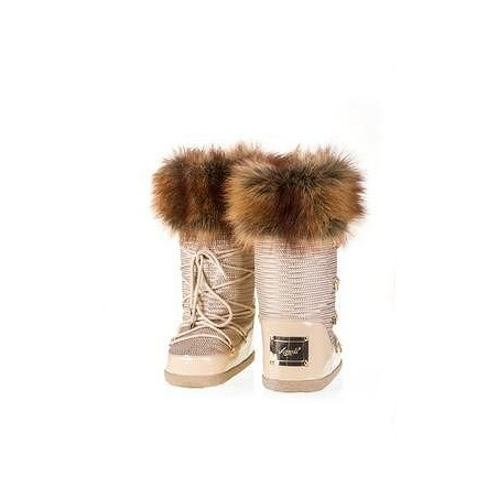 Snow boots with eco fur