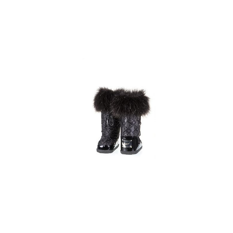 Snow boots with eco fur