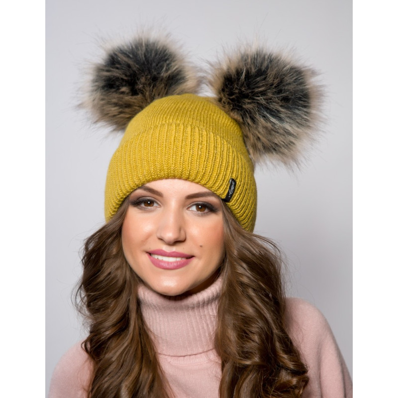 Smooth winter hat with cuff and two eco pompoms