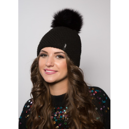 Rice fine winter hat with a pompom